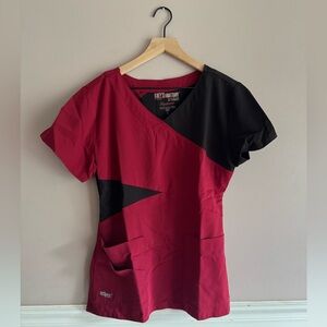 Grey's Anatomy Women's Top in Red and Black